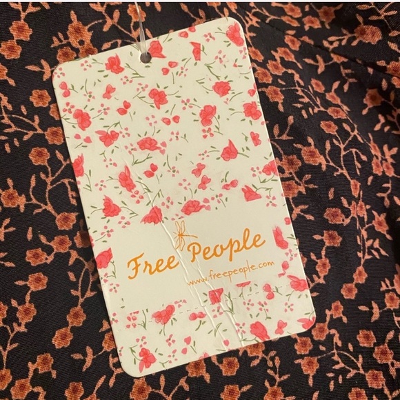 🆕🥀FREE PEOPLE-Offers Welcome Small dress - Picture 3 of 4